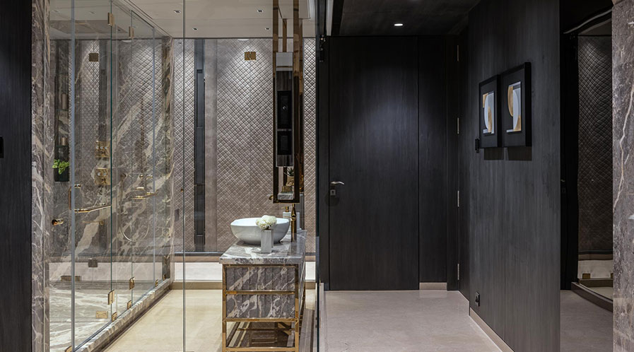 Luxury Residential Washroom by Mihir Kotak