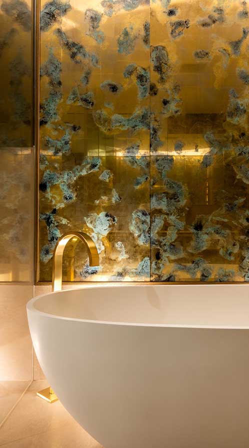 Luxury washroom bathtubs